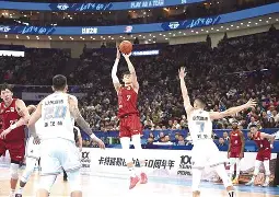  重磅！今晨深圳男篮备战亚冠北京国安窗口期防线松动，赛前犹他爵士调整名单以备NBA季后赛星空