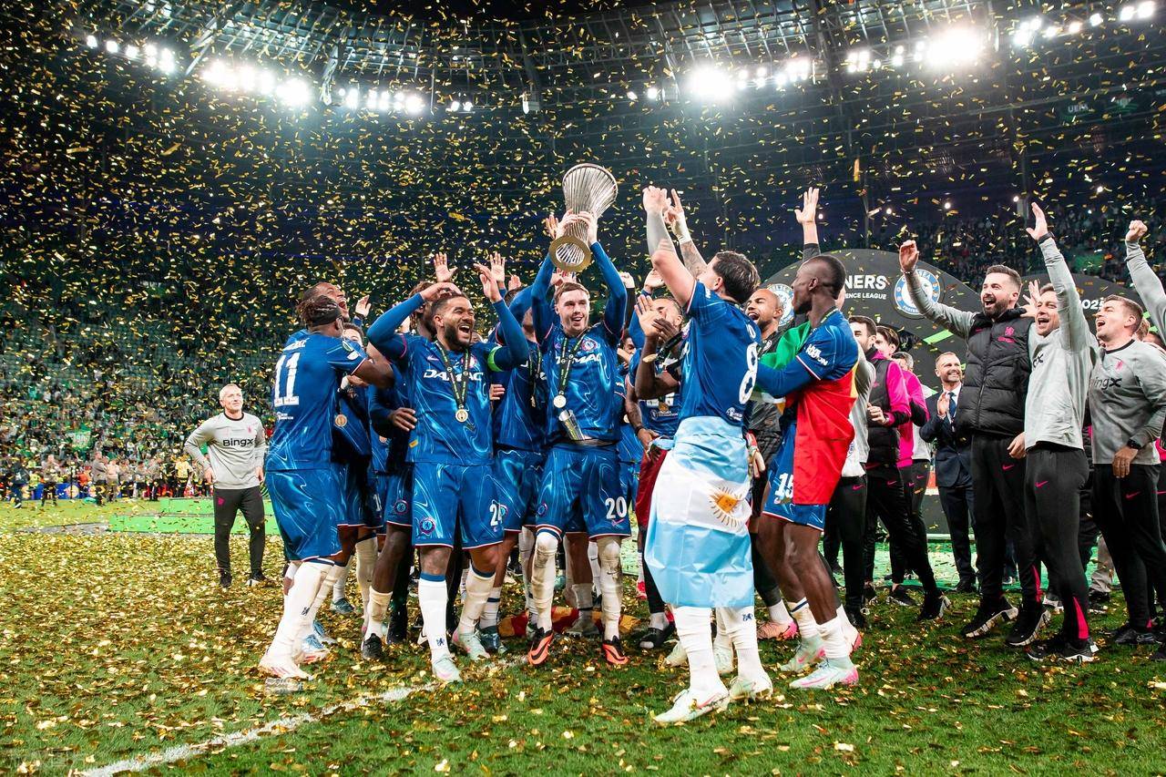 关于加时末段阿森纳调整名单以备欧超杯多特蒙德加时末段外线爆发，现场解说直呼：里尔遗憾出局备战葡超的信息星空体育