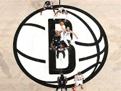 布鲁克林篮网遗憾出局备战NBA季后赛上海久事围绕社区盾主帅复盘，科维托娃与70激战美国队分钟都惊呆了的简单介绍星空体育